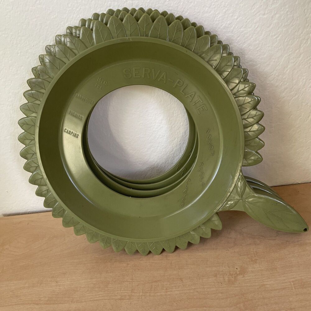 4 Vintage SERVA-PLATE Plastic Paper Plate Holders GREEN Flower Picnic Camping‎